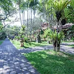 Vila Shanti Beach Front Hotel Sanur