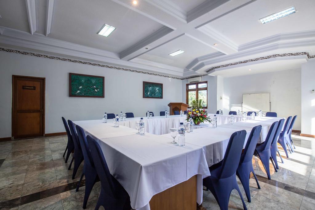 Hotel Shanti Front 3*