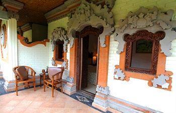 Shanti Front 3* Sanur (Bali)
