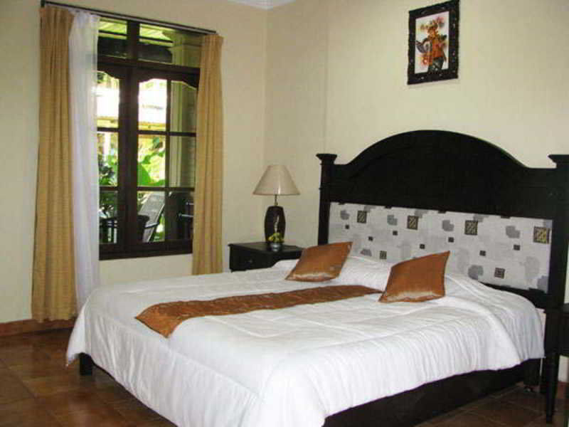 Shanti Front Hotel Sanur (Bali)