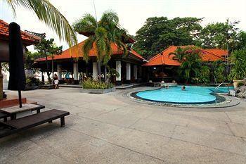 Front Hotel Sanur